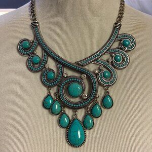 Turquoise western statement gem chunky fashion necklace